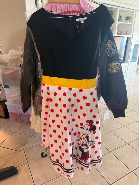 Disney Dresses & Skirts - Disney Dress Shop Black Yellow White Polka Dot Minnie Mouse Dress